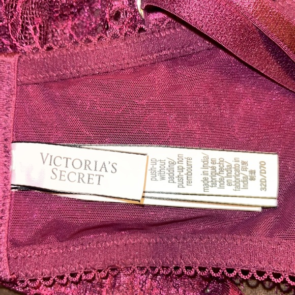 Victoria’s Secret Dream Angels Wicked Unlined Lace Balconette Bra Size 32D Kir - Picture 2 of 4